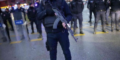 تركيا تصدر أوامر باعتقال 79 مدرسا سابقا