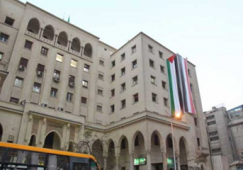  علم فلسطين في أهم شوارع القاهرة تحديا لقرار ترامب