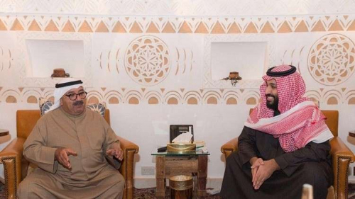 ولي العهد السعودي ووزير دفاع الكويت يبحثان المستجدات بالمنطقة