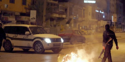 الجيش التونسي يُعزز انتشاره في المدن لمنع الفوضى