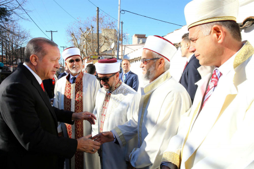 الغرب لم يعد قادرا على تحمل أئمة أردوغان