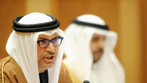 أنور قرقاش : التحالف تفادى فتنة بعدن وموقفنا مرآة للتوجه السعودي