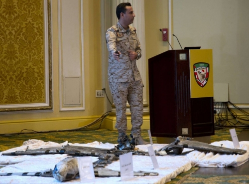 ميليشيا الحوثي تناور عن بُعد مع تراجع قدرتها على المواجهة على الأرض