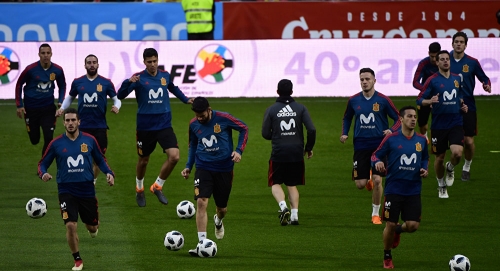 المنتخب الإسباني يبتكر طريقة جديدة لتفادي اللاعبين المصابين في مونديال روسيا