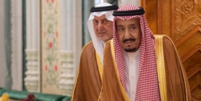 #خادم الحرمين يصل مكة لقضاء العشر الأواخر من رمضان المبارك بجوار بيت الله الحرام.