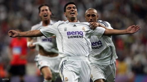 وفاة رييس نجم ريال مدريد وأرسنال السابق