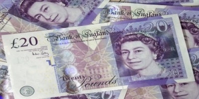 انهيار الجنيه الإسترليني لأدنى مستوى له منذ عامين