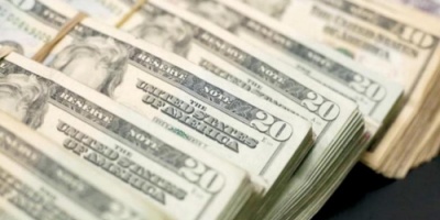 الدولار يتراجع بفعل تعافي الأسواق وبيانات صينية قوية