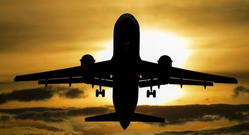 العثور على جثة في عجلات طائرة مغربية
