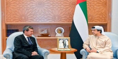 الشيخ منصور بن زايد ووزير خارجية تركمانستان يبحثان العلاقات الثنائية