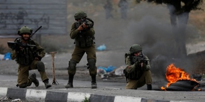 وزارة الصحة ... إصابة 27 فلسطينيا برصاص وغاز الجيش الإسرائيلي في غزة
