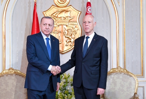  على وقع تصاعد التدخل التركي في ليبيا ... أردوغان في زيارة غير معلنة إلى تونس