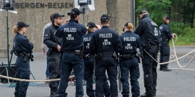 الشرطة الألمانية تعتقل 12 شخصا للاشتباه بضلوعهم في مؤامرة لليمين المتطرف