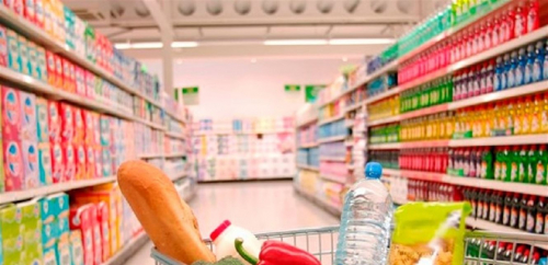 منظمة الصحة العالمية تحسم الجدل بشأن انتقال كورونا عبر المواد الغذائية