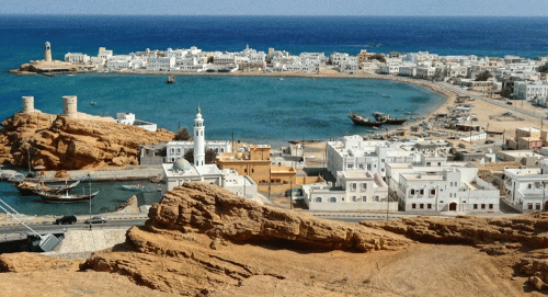 عمان .. مصرع شخص وإصابة آخرين في انهيار مبنى في منطقة صلالة الوسطى