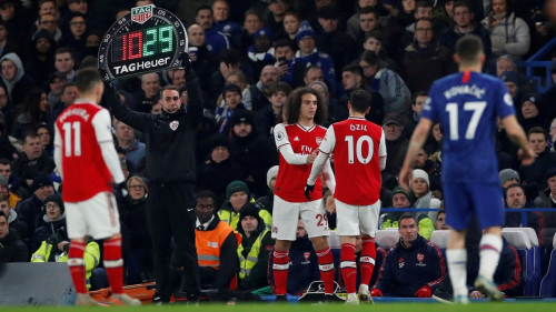 اعتماد 5 تبديلات في الدوري الانجليزي الممتاز رسميا
