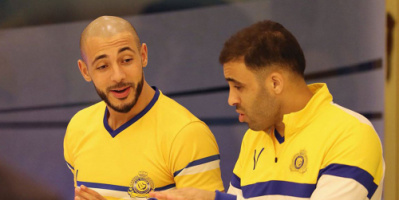 بتدريبات قتالية .. نجم نادي النصر السعودي يستعد لاستئناف الموسم 