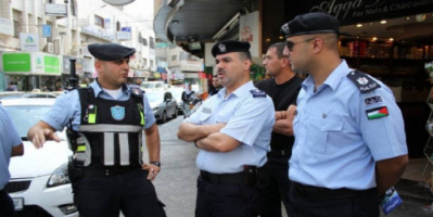 في جريمة هزت فلسطين .. أب يشارك 3 أشخاص في اغتصاب طفلته