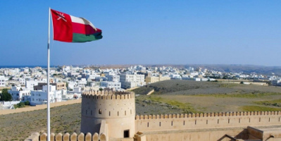 سلطنة عمان تقرر إعادة فتح حزمة جديدة من الأنشطة التجارية والصناعية