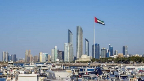 وزير الخارجية الإماراتي يبحث مع مستشار بومبيو الأوضاع في المنطقة