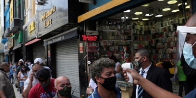 البرازيل تسجل ارتفاعا كبيرا في إصابات ووفيات كورونا خلال 24 ساعة