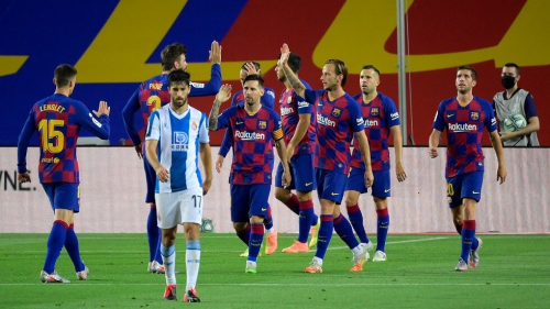 برشلونة يطيح بجاره إسبانيول من الليغا ويحتفظ هو ببصيص أمله في الدفاع عن اللقب
