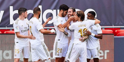 زيدان يكشف قائمة ريال مدريد لمباراة غرناطة