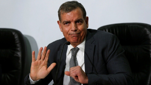 وزير الصحة الأردني يكشف سبب استمرار الحظر الليلي