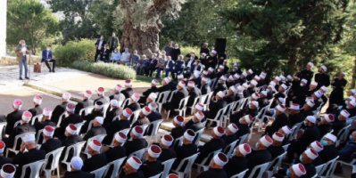 جنبلاط أمام مشايخ الطائفة الدرزية .. "عند صراع الأمم احفظ رأسك!"