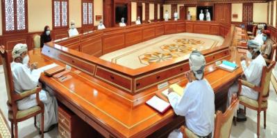 سلطنة عمان تفرض الإغلاق التام بين محافظاتها بسبب كورونا