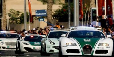 شرطة دبي تكثف دورياتها على الشواطئ خلال عيد الأضحى