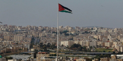الأردن.. مدير خزينة بنك يحتال على مواطنين بملايين الدنانير ويغادر إلى دولة خليجية