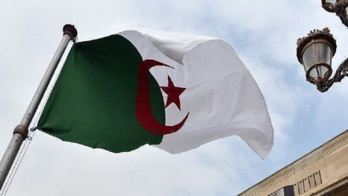 الجزائر تعبر عن رفضها القاطع لكل تغيير غير دستوري للحكم في مالي
