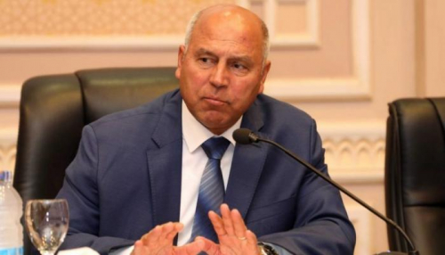 مصر تنفذ أكبر طريق بري في أفريقيا.. يربط 9 دول