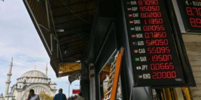 تركيا تفقد 23 مليار دولار في معركة إنفاذ الليرة