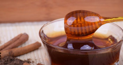 «الغبار النووي»... بحث صادم يكشف مواد مشعة في العسل