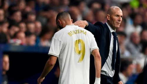 بنزيما يتصدر وراموس ثامنا.. 10 رجال لزيدان في ريال مدريد
