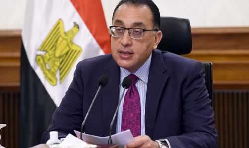 رئيس الوزراء المصري يُشدد على خفض نواجد العاملين بالجهاز الإدارى للدولة بسبب كورونا