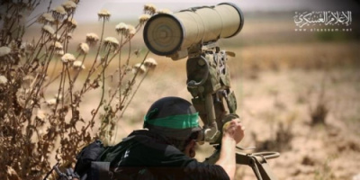 فلسطين.. كتائب القسام تستهدف حافلة نقل جنود إسرائيلية بصاروخ موجه