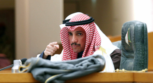 الحكومة الكويتية تقاطع جلسة استجواب بعض وزرائها في مجلس الأمة