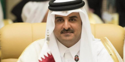 أمير قطر يبحث مع رئيس الحكومة التونسية تعزيز العلاقات الثنائية