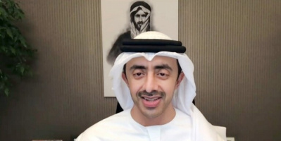 عبد الله بن زايد يلتقي المبعوث الأمريكي للقرن الإفريقي