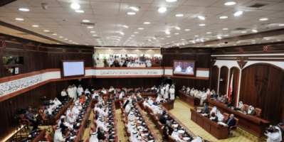 21 نائبا بحرينيا يصفون رفع السفارة الأمريكية لعلم المثليين بأنه استفزاز ويطالبون بوقفه