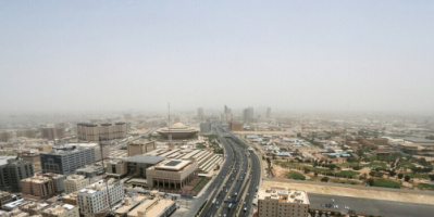 السعودية تسجل 1077 إصابة و16 وفاة جديدة بكورونا