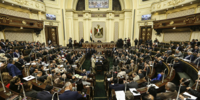 مجلس النواب المصري يوافق مبدئيا على قانون "فصل الإخوان" من أجهزة الدولة