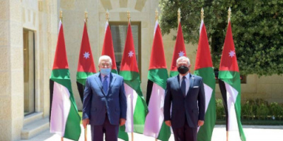 العاهل الأردني والرئيس الفلسطيني يعقدان اجتماعا موسعا وهاما بمشاركة كبار المسؤولين
