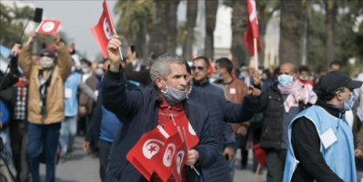 تونس.. وقفة احتجاجية تضامنا مع ضحايا النظامين السابقين