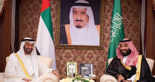  مستشار إماراتي يكشف عن ضربات "تحت الحزام" من السعودية 