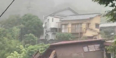 حصيلة ضحايا الانهيار الأرضي وسط اليابان ترتفع إلى 10 أشخاص