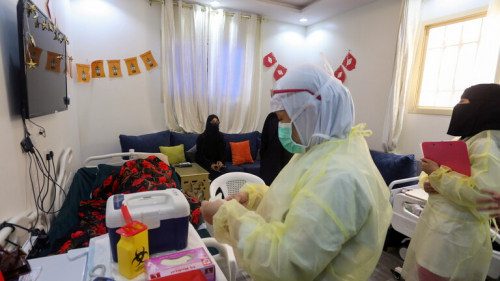 السعودية تسجل أكثر من ألف إصابة بكورونا